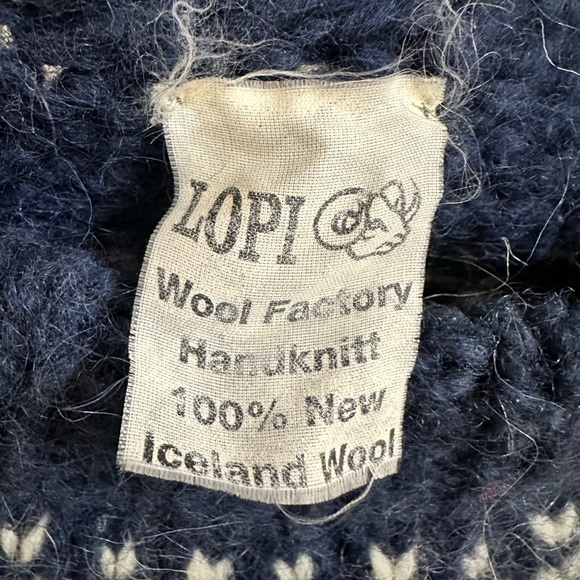 Icelandic Sweater HandKnit.  Size L - Picture 2 of 7